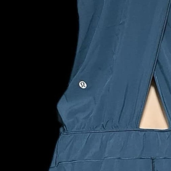 Lululemon athletica - Picture 6 of 7